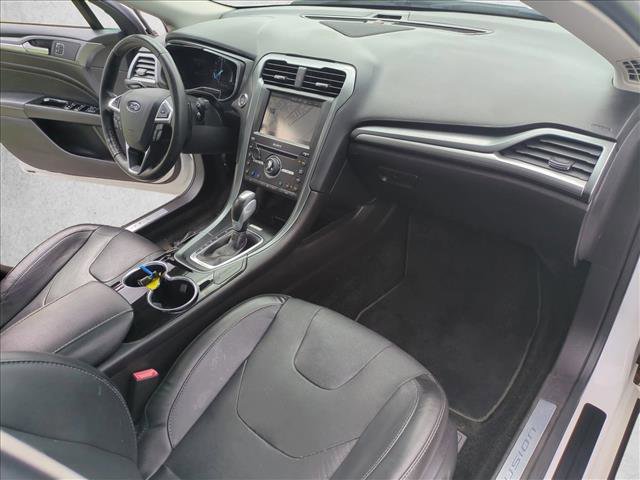 Used 2016 Ford Fusion Titanium FWD image 23