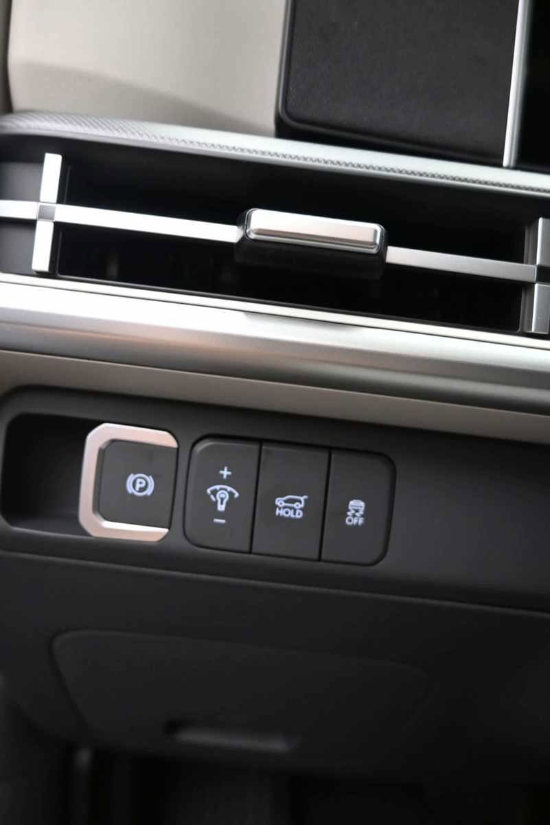 New 2026 Hyundai Santa Fe SE AWD/4WD image 21