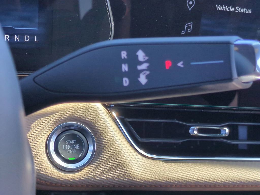 Used 2026 Chevrolet Equinox ACTIV w/ Safety and Technology Package image 16