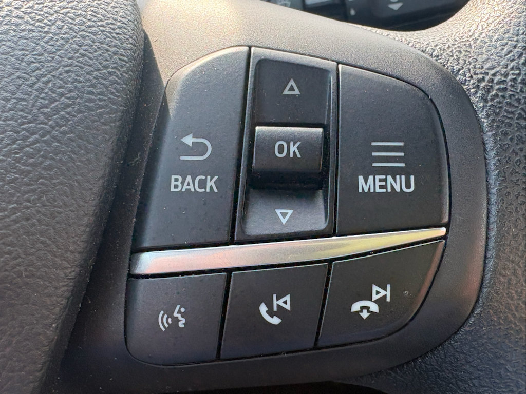 Used 2020 Ford Escape SE FWD image 21