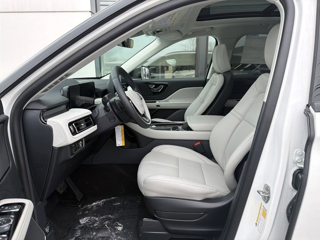 New 2026 Lincoln Aviator Premiere w/ Jet Appearance Package image 5