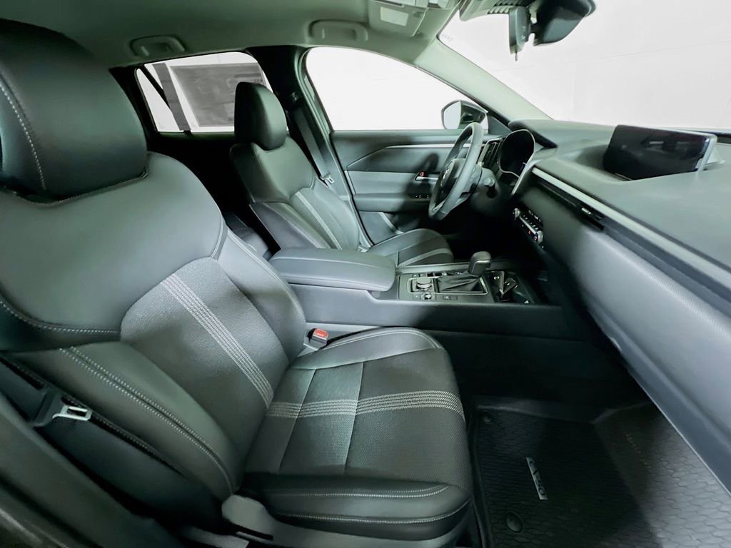 Used 2025 MAZDA CX-50 2.5 Hybrid w/ Weather Package image 23