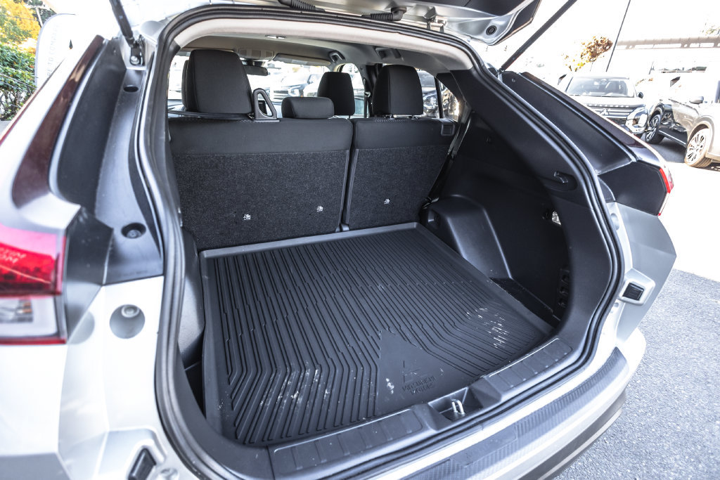 Used 2023 Mitsubishi Eclipse Cross LE AWD/4WD image 27