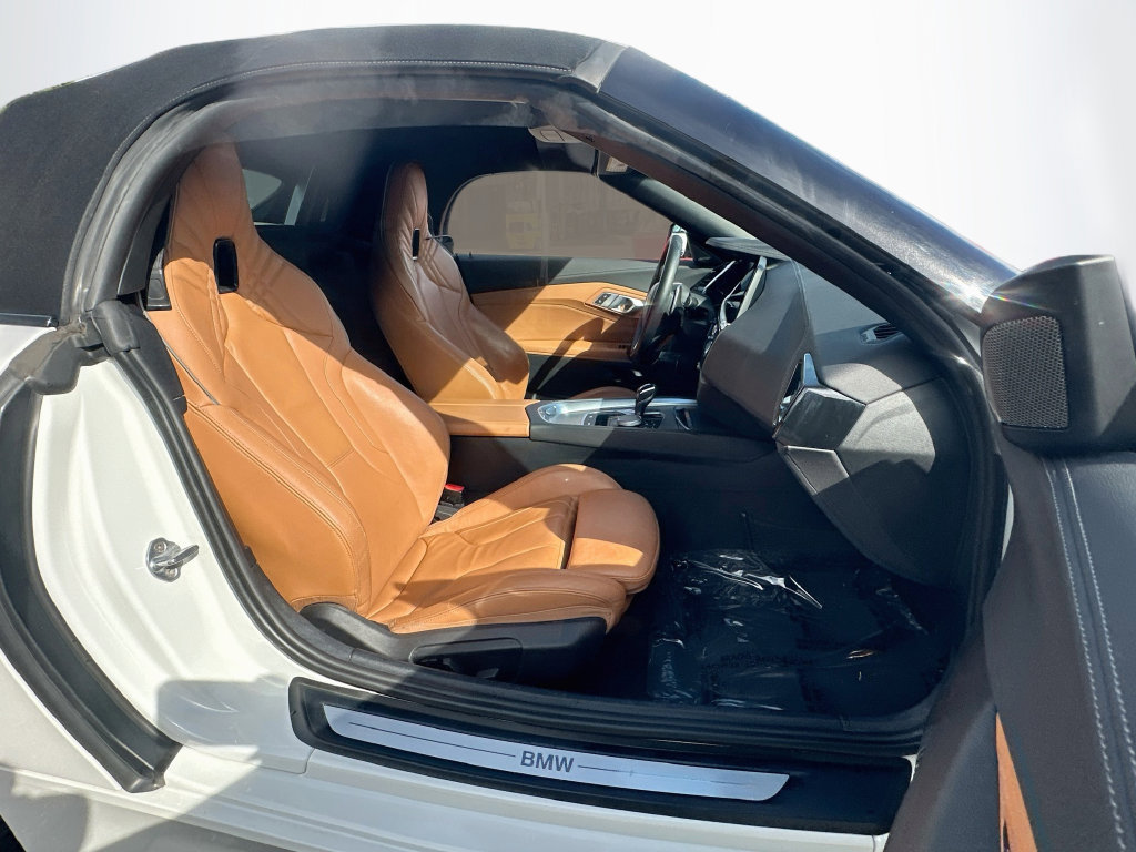 Used 2019 BMW Z4 sDrive30i w/ Executive Package RWD image 24