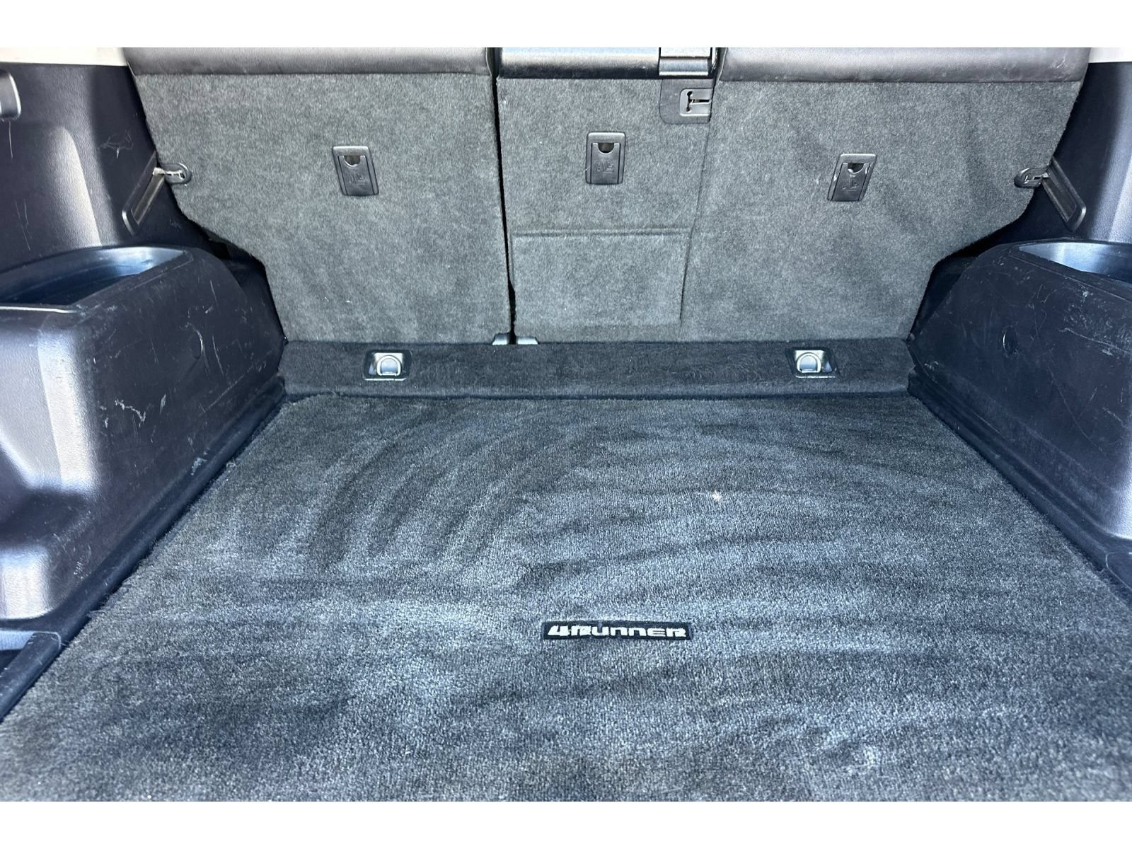 Used 2018 Toyota 4Runner SR5 Premium AWD/4WD image 17