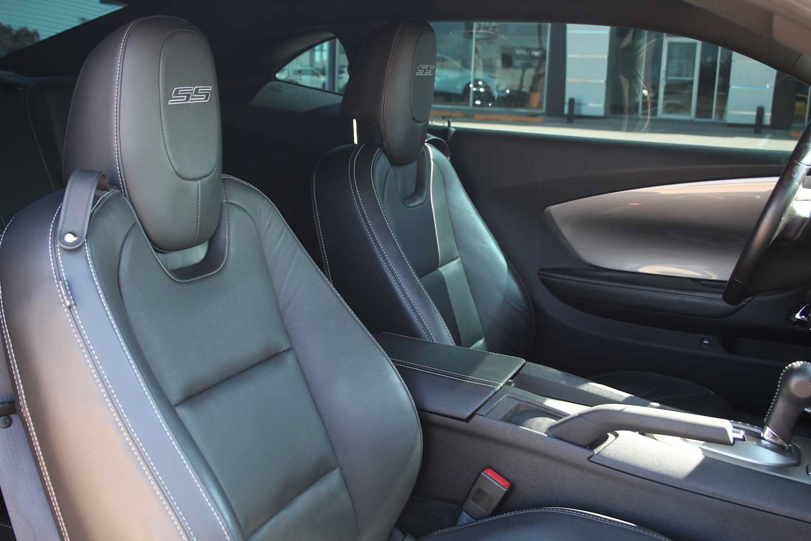 Used 2015 Chevrolet Camaro SS RWD image 20