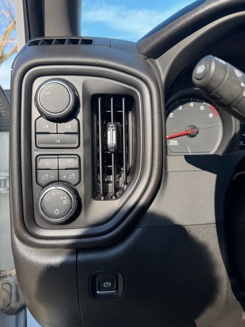 Used 2025 Chevrolet Silverado 2500 W/T w/ WT Convenience Package image 14