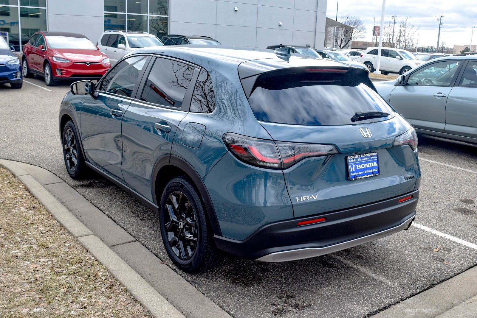 Used 2024 Honda HR-V Sport image 18