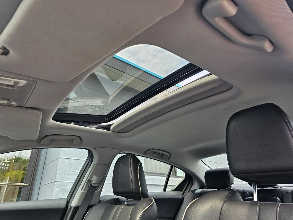 Used 2020 Acura ILX w/ Premium Package FWD image 22