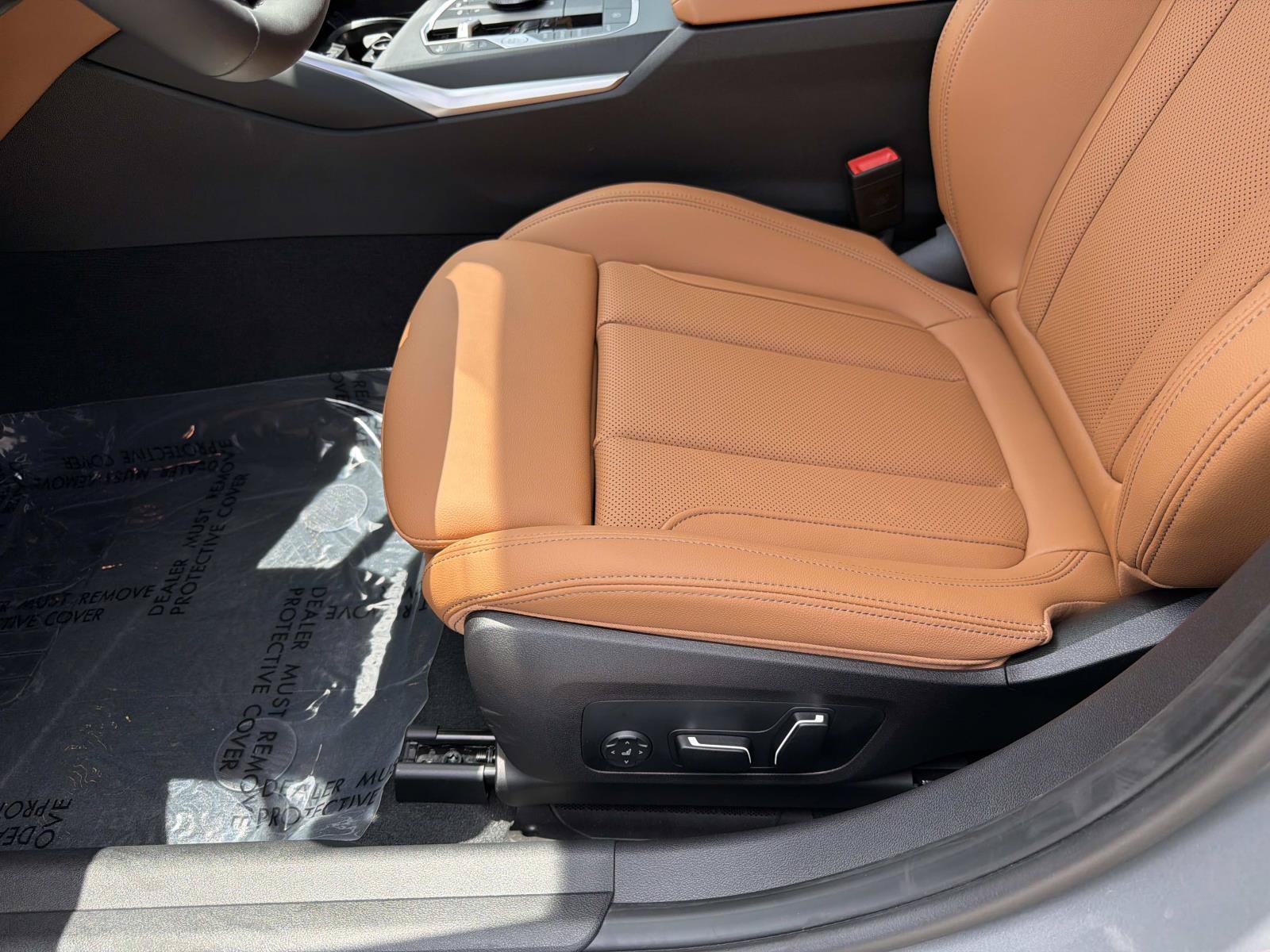 New 2026 BMW 330i Sedan w/ Convenience Package RWD image 15