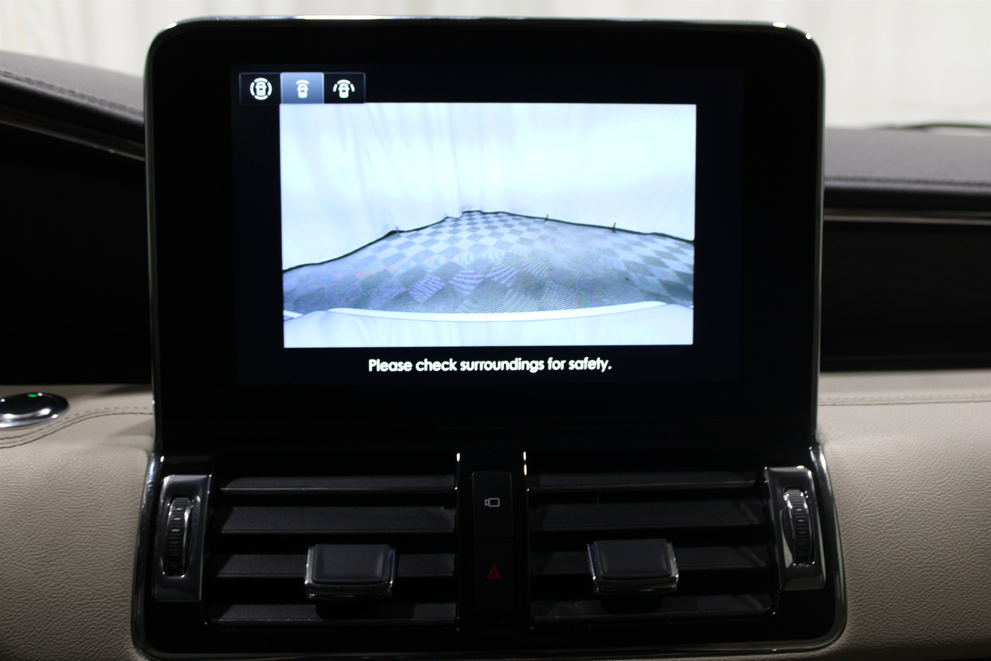 Used 2021 Lincoln Navigator Reserve w/ Luxury Package AWD/4WD image 21