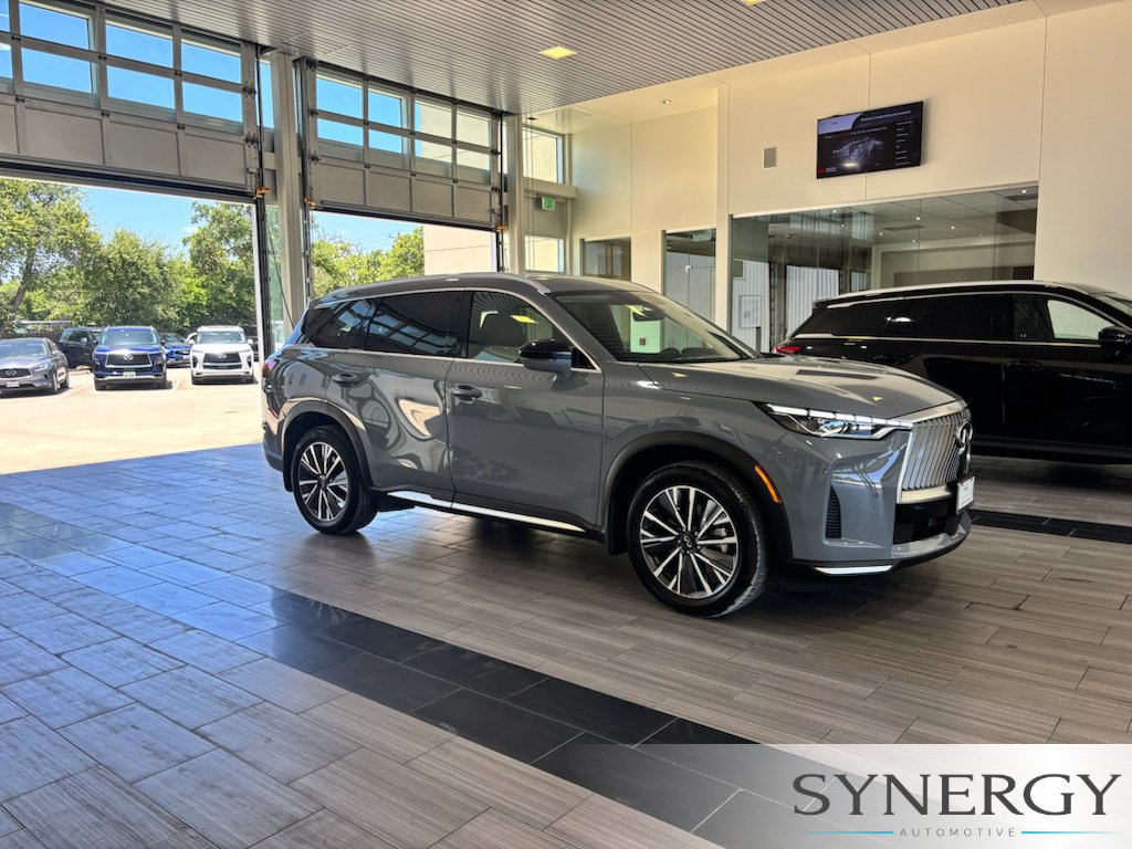 Certified 2026 INFINITI QX60 Luxe w/ Cargo Package AWD/4WD image 3