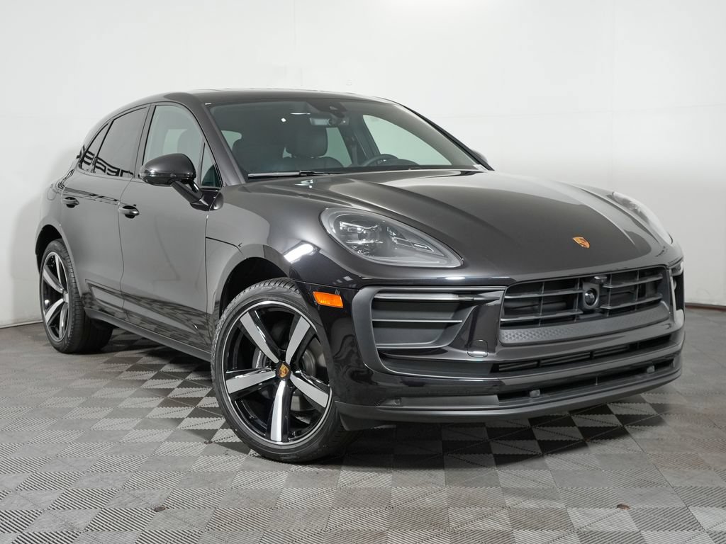 New 2026 Porsche Macan AWD/4WD image 9