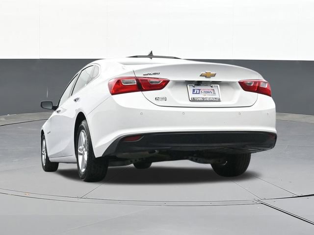 Used 2025 Chevrolet Malibu LS image 44