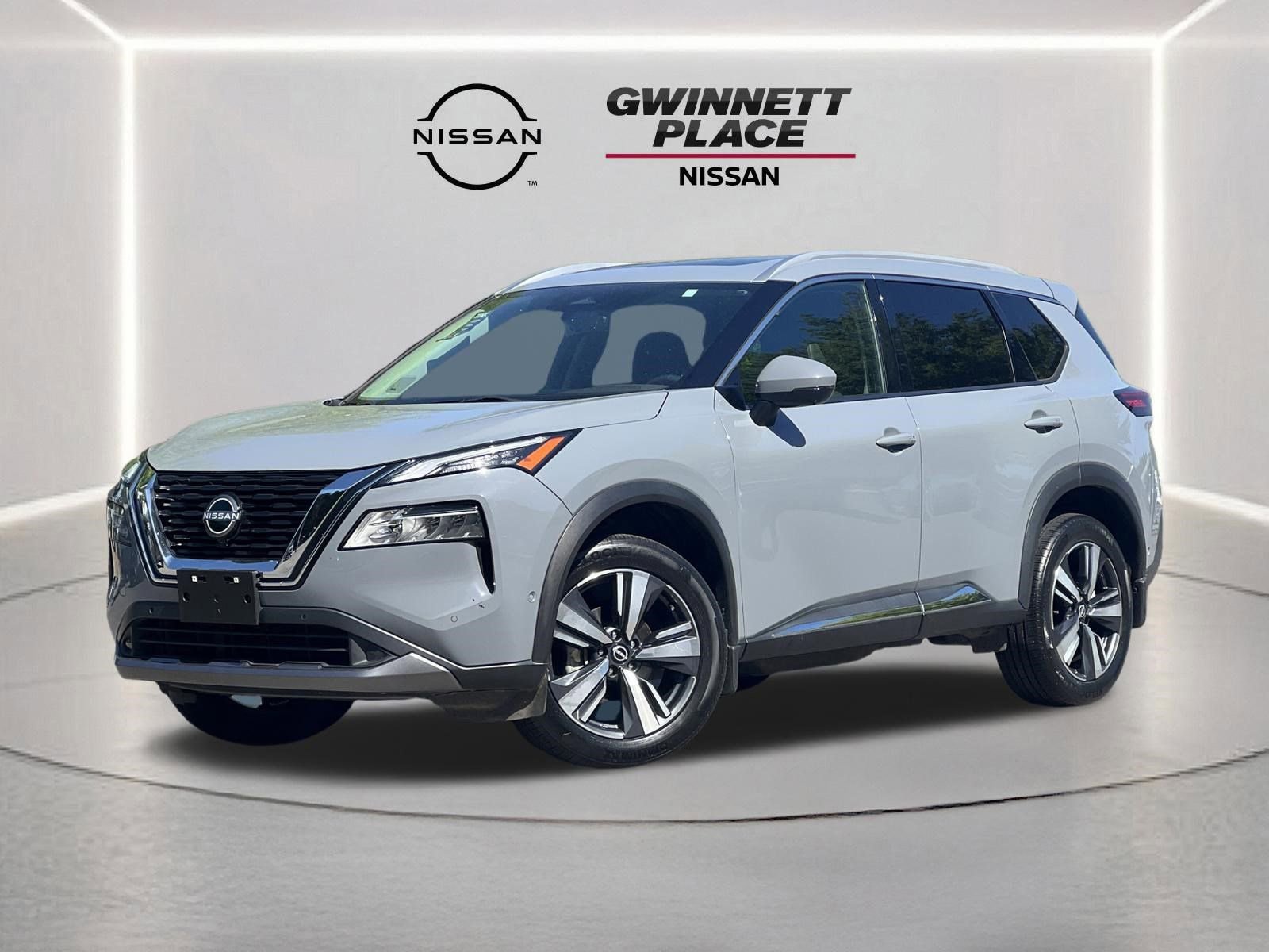 Used 2022 Nissan Rogue SL w/ SL Premium Package image 1