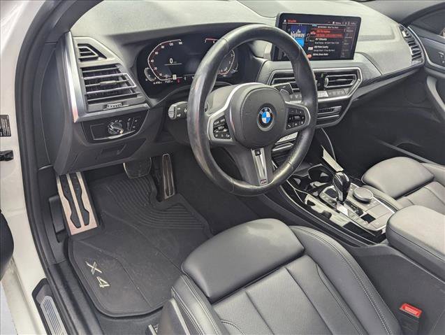 Certified 2023 BMW X4 xDrive30i w/ M Sport Package AWD/4WD image 3