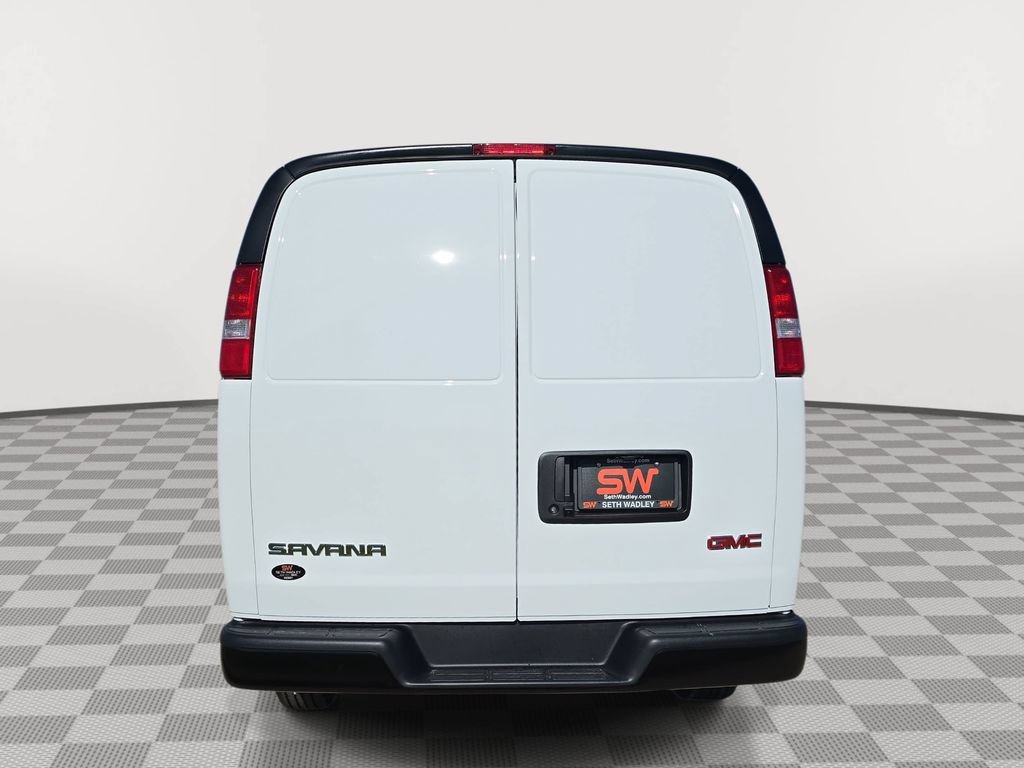New 2026 GMC Savana 3500 Extended w/ Driver Convenience Package RWD image 6