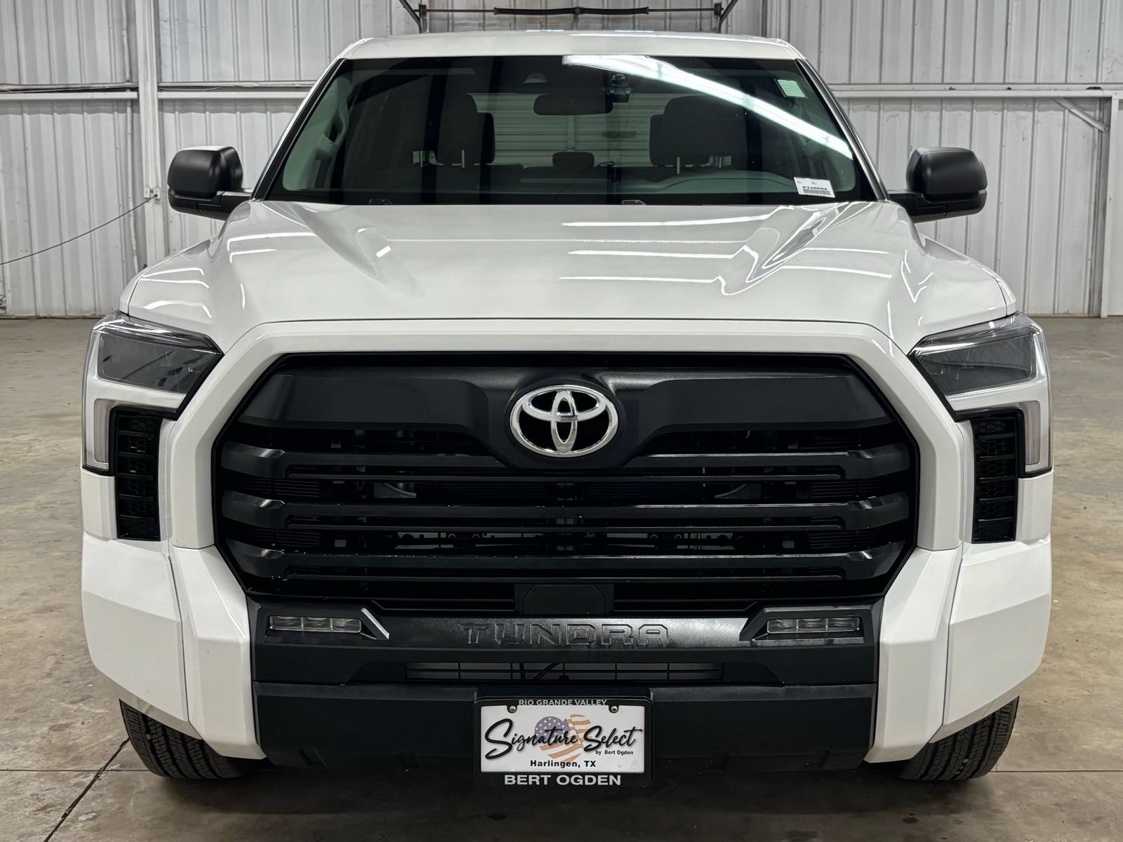 Used 2024 Toyota Tundra SR5 RWD image 2