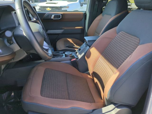 Used 2021 Ford Bronco Outer Banks w/ Sasquatch Package AWD/4WD image 11