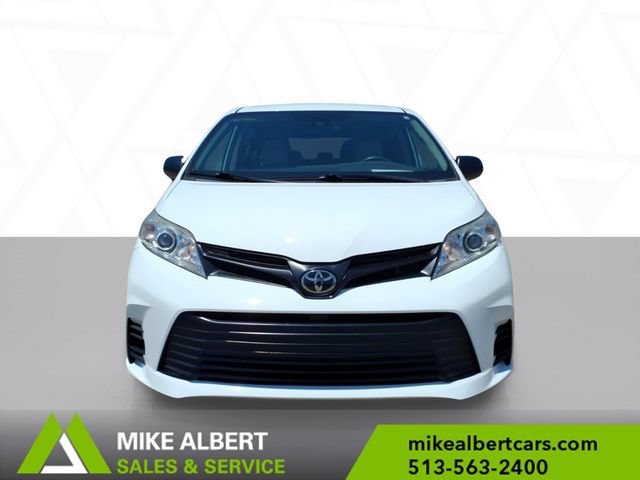 Used 2020 Toyota Sienna L FWD image 2