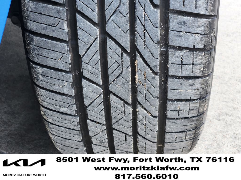 Used 2023 Dodge Challenger SXT w/ Blacktop Package RWD image 10