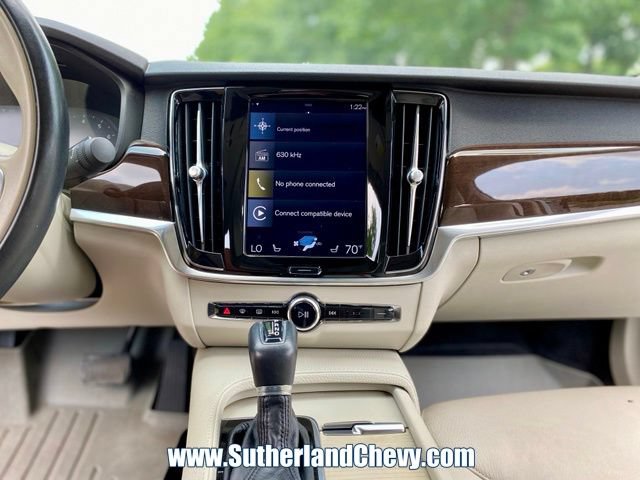 Used 2017 Volvo S90 T5 Momentum w/ Convenience Package FWD image 25