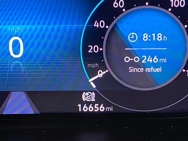 Used 2024 Volkswagen Atlas Cross Sport SE image 18