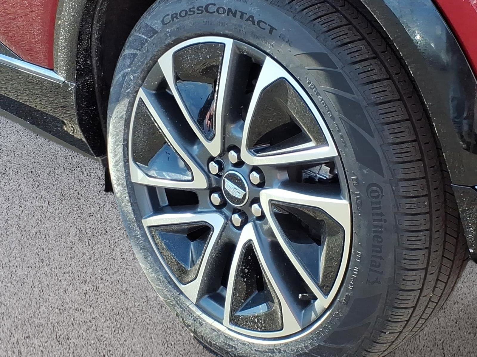 New 2026 Cadillac Optiq Sport 1 image 9