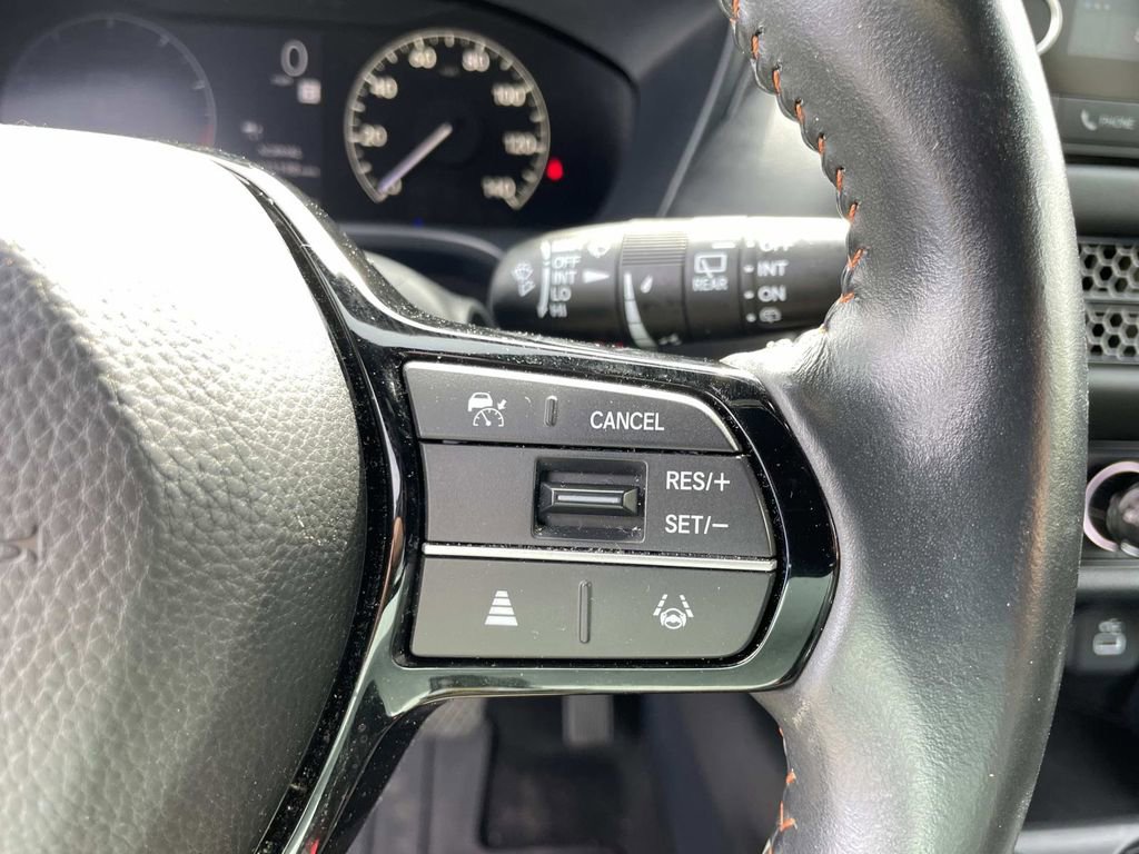 Used 2025 Honda HR-V Sport image 18