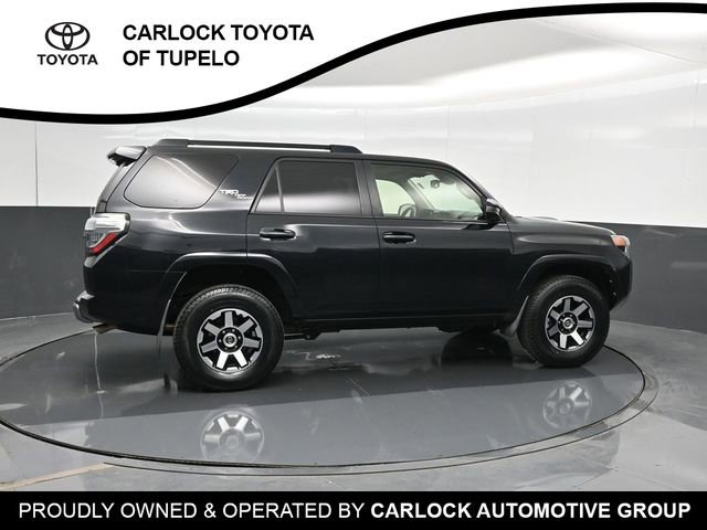 Used 2020 Toyota 4Runner TRD Off-Road AWD/4WD image 4