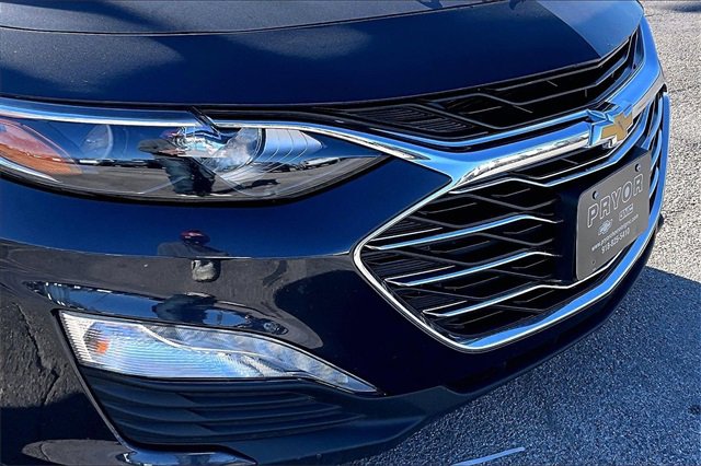 Used 2023 Chevrolet Malibu LT image 33