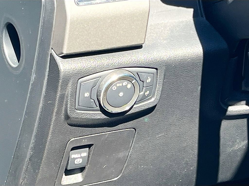 Used 2021 Ford Expedition Max XLT image 10