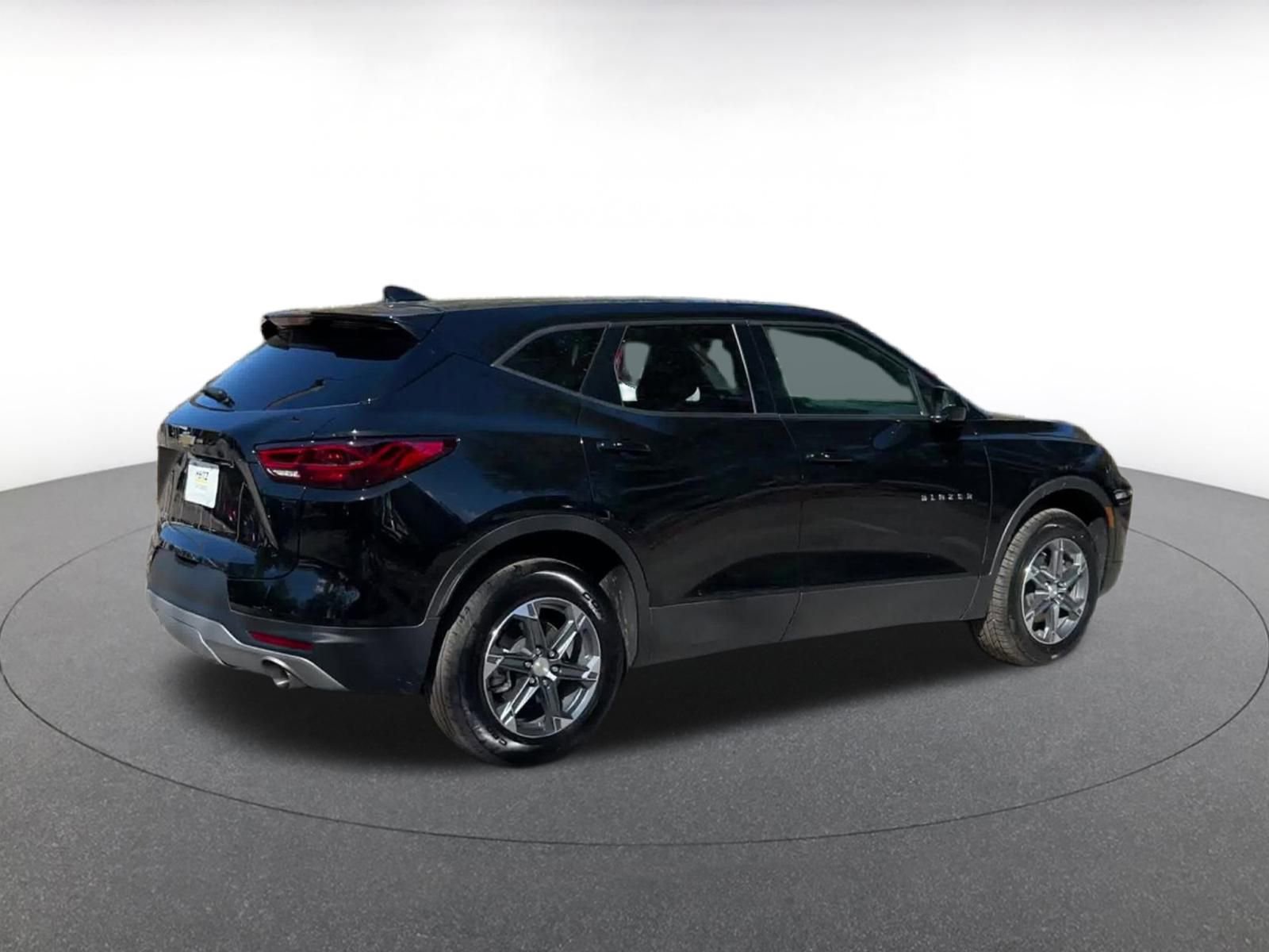 Used 2025 Chevrolet Blazer LT image 15