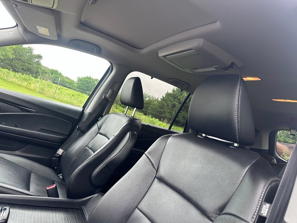 Used 2022 Honda Pilot Touring image 22