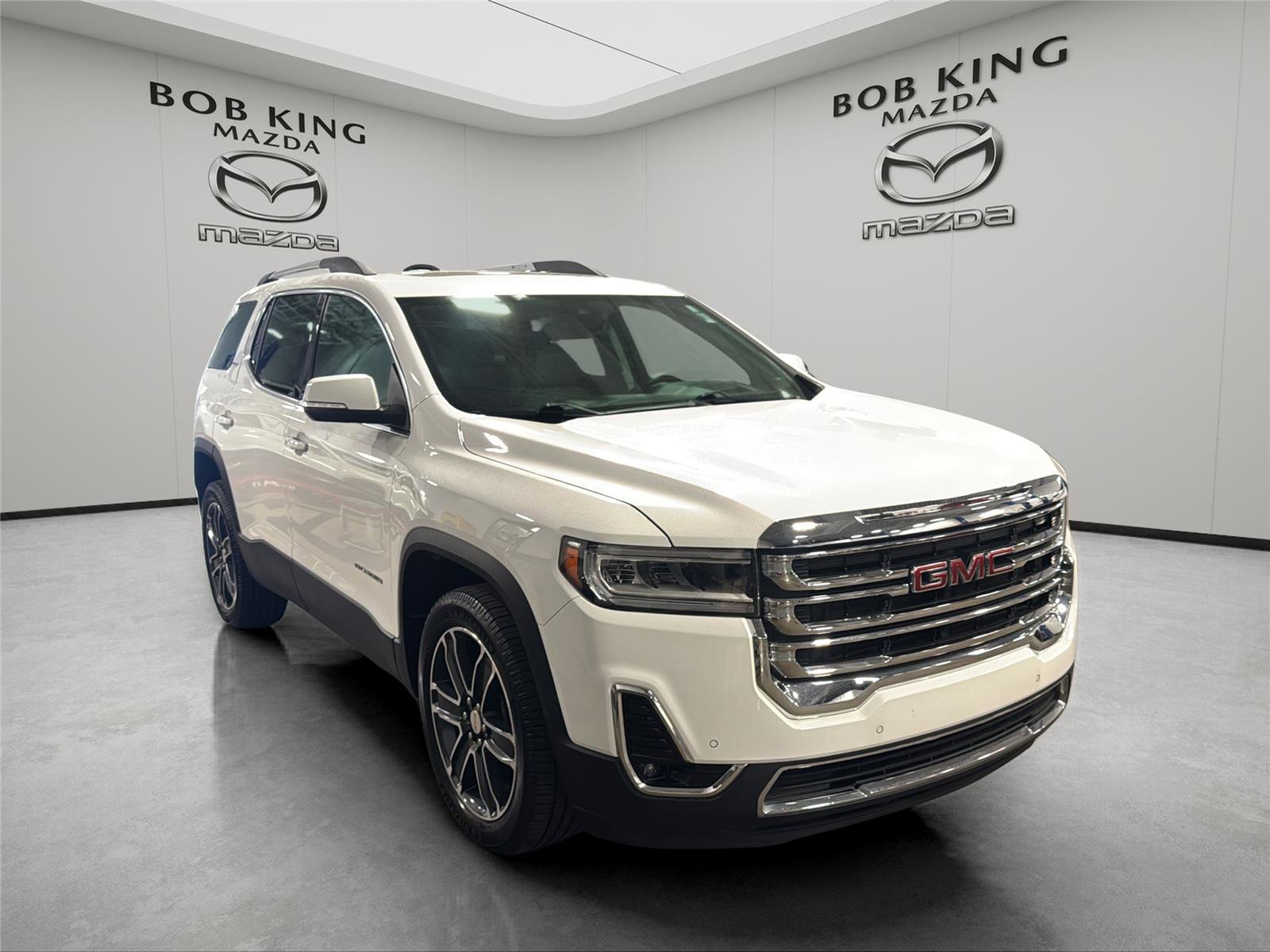 Used 2020 GMC Acadia SLT w/ Driver Alert Package II image 7