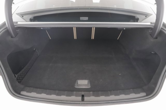 Used 2022 BMW 330e xDrive image 29