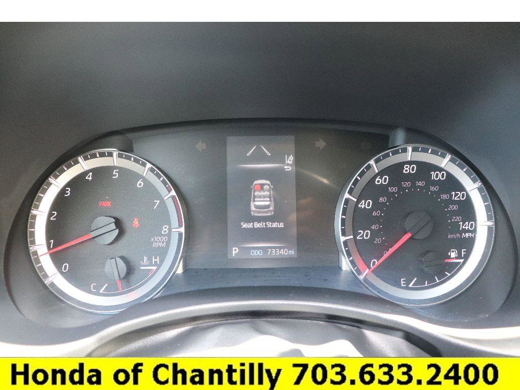 Used 2022 Toyota Highlander LE AWD/4WD image 9