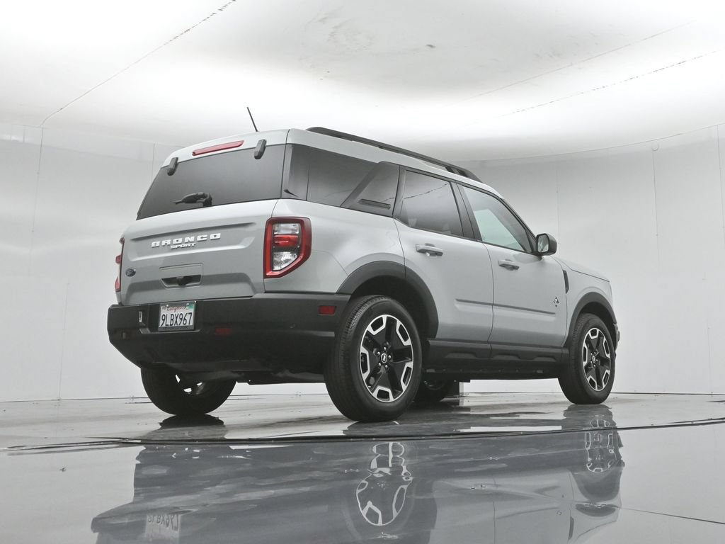 Certified 2023 Ford Bronco Sport Outer Banks w/ Tech Package AWD/4WD image 48