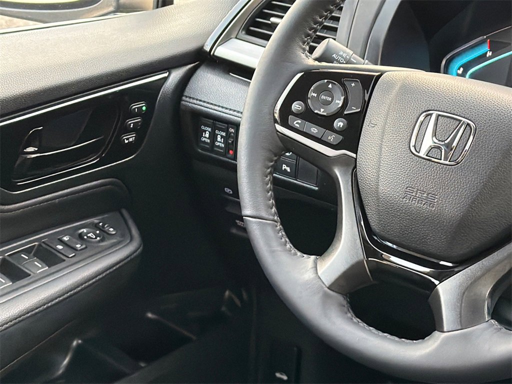 Used 2023 Honda Odyssey Touring image 25