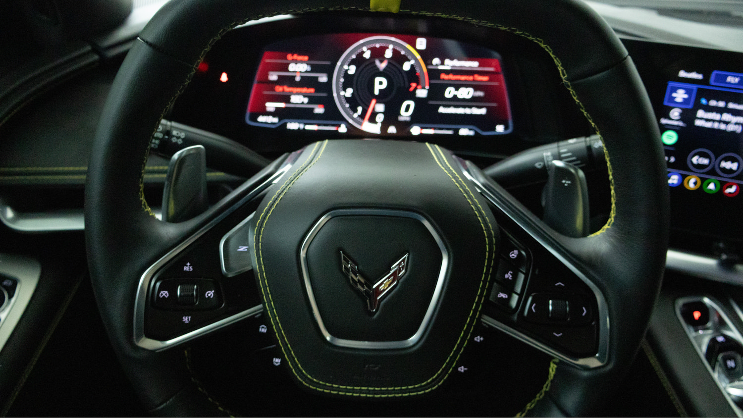 Used 2022 Chevrolet Corvette Stingray Premium Cpe w/ Z51 Performance Package RWD image 16