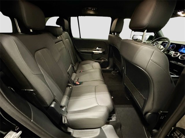 Certified 2025 Mercedes-Benz GLB 250 4MATIC image 27