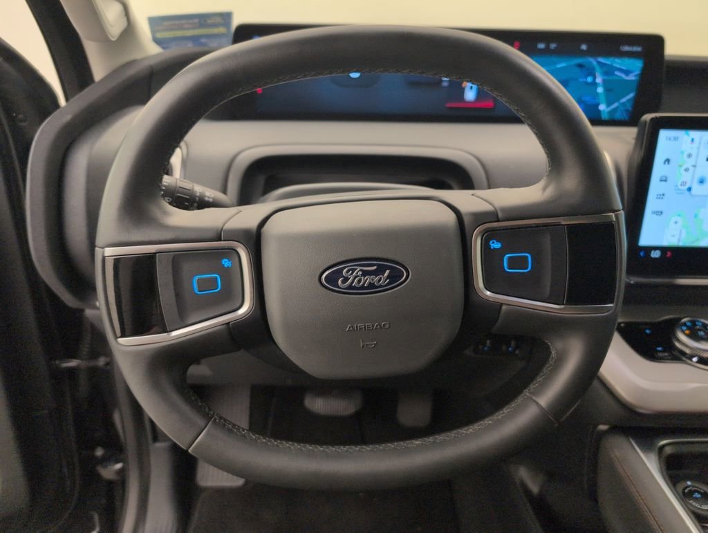 Certified 2025 Ford Expedition Active RWD image 35