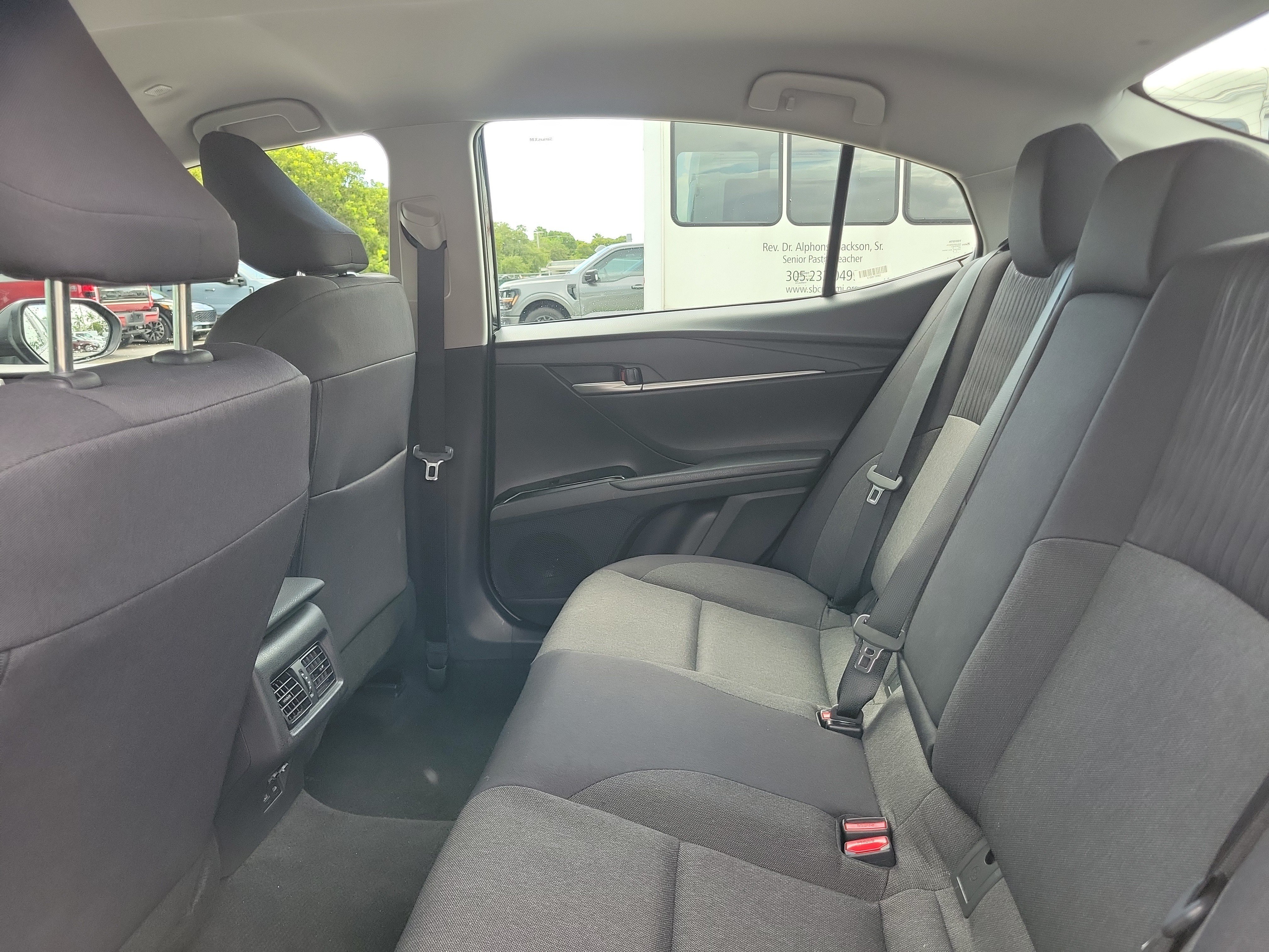 Used 2025 Toyota Camry LE FWD image 13
