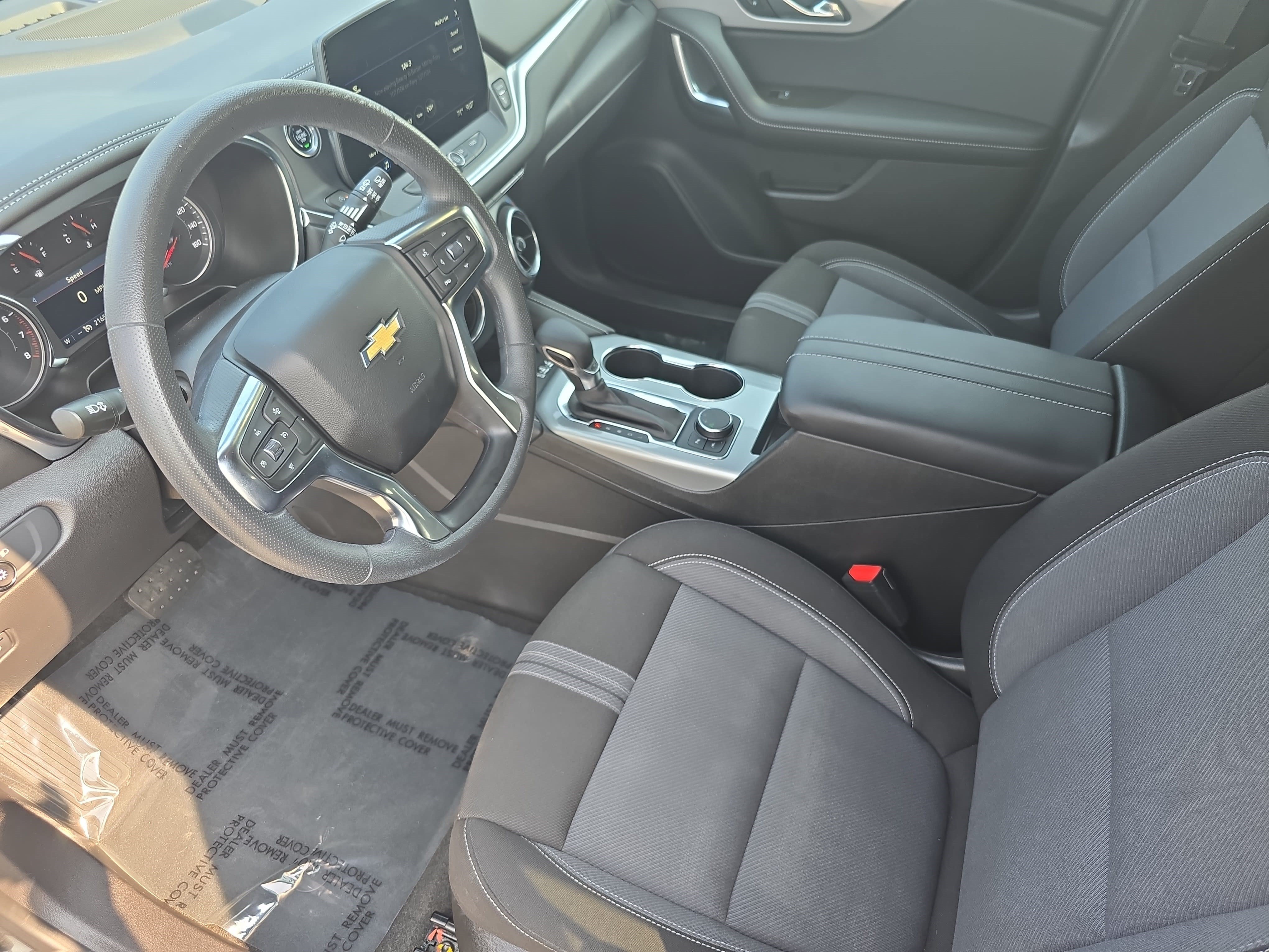 Used 2024 Chevrolet Blazer LT w/ Convenience Package FWD image 16