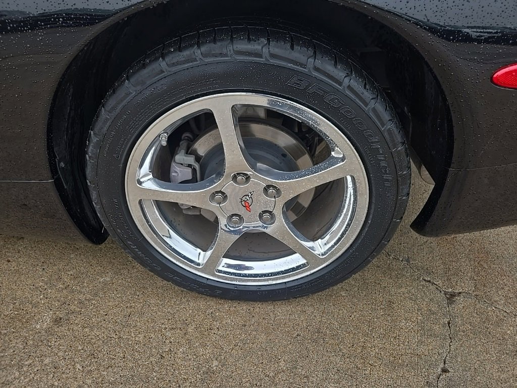 Used 2003 Chevrolet Corvette Convertible w/ Preferred Equipment Group1 image 23