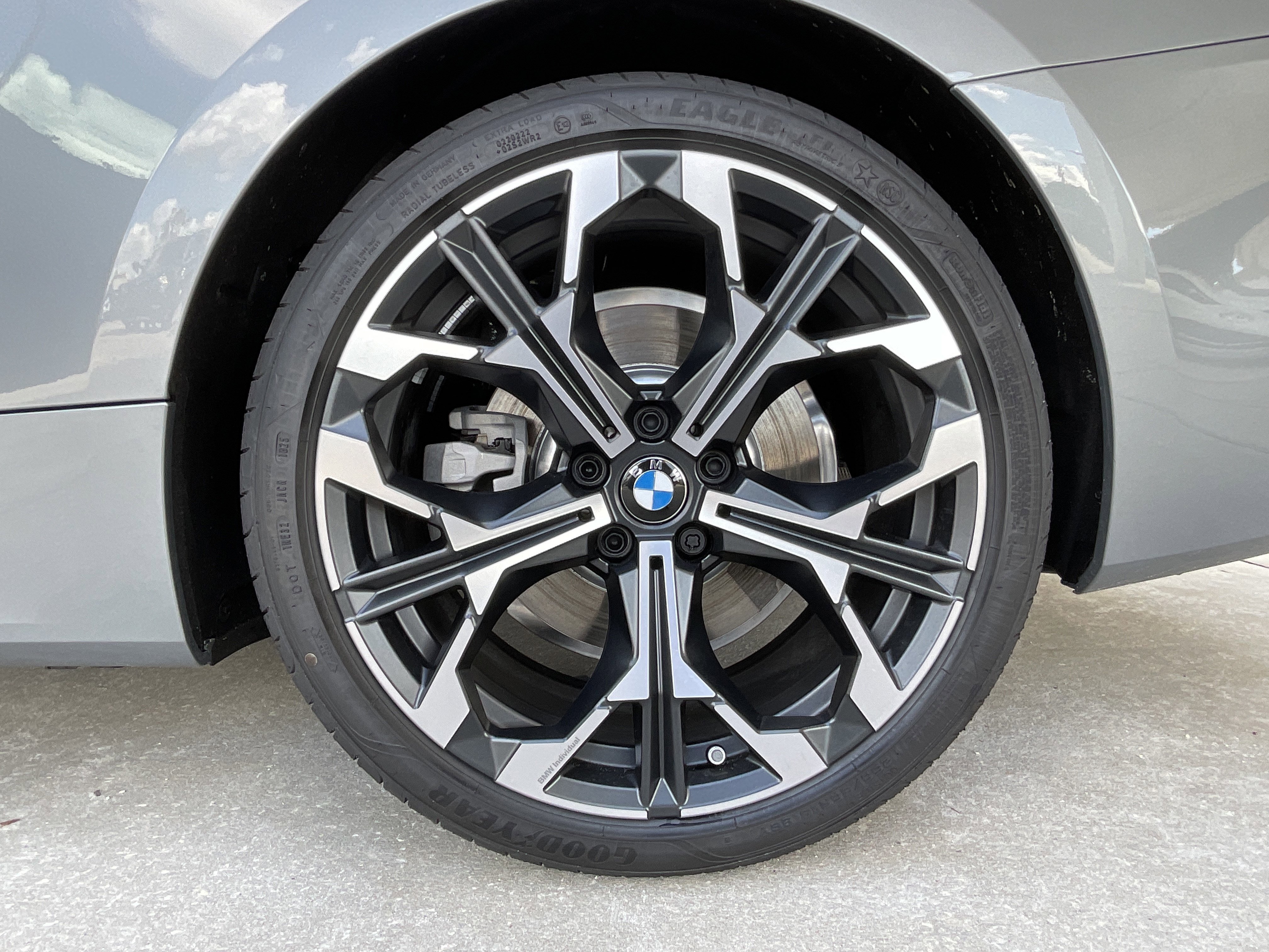 New 2026 BMW 430i Coupe w/ Parking Assistance Package image 7