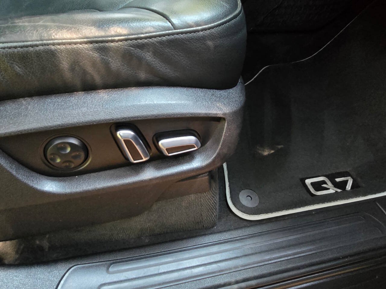 Used 2013 Audi Q7 TDI Premium Plus AWD/4WD image 34
