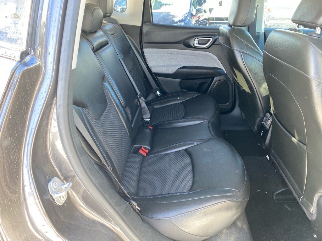 Used 2022 Jeep Compass Latitude w/ Convenience Group AWD/4WD image 26