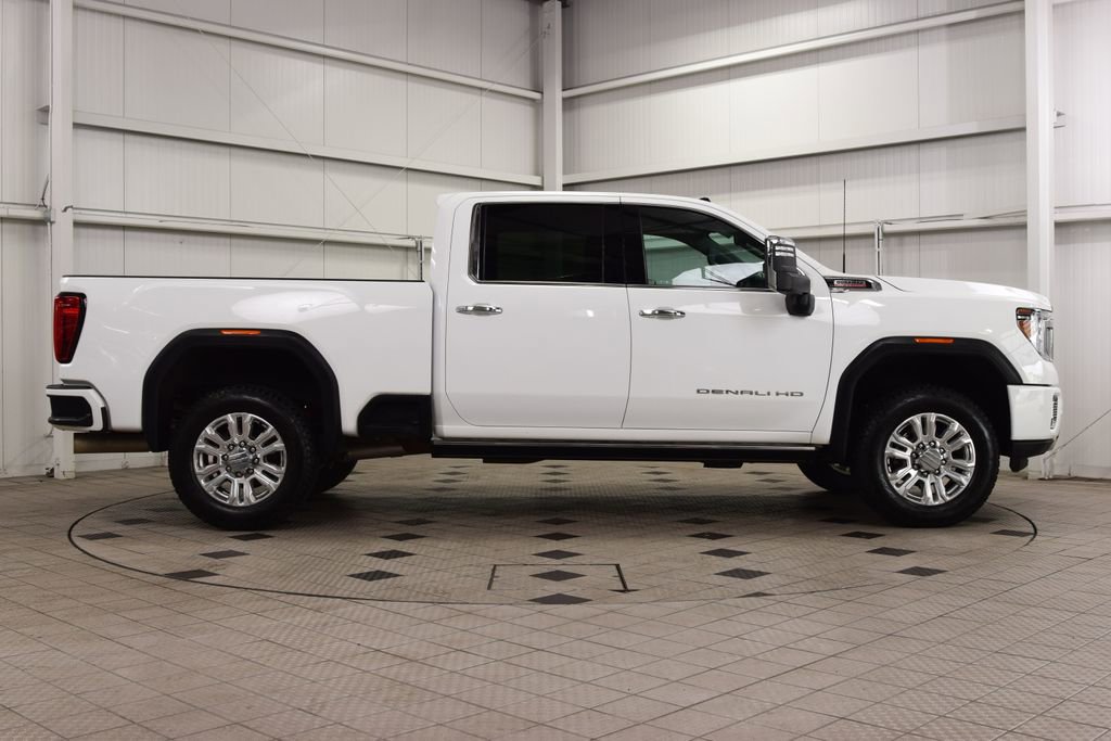 Used 2023 GMC Sierra 3500 Denali image 9