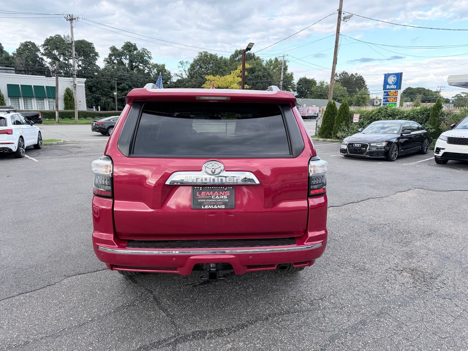 Used 2017 Toyota 4Runner Limited AWD/4WD image 4